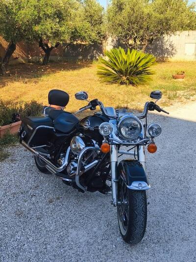 Harley-Davidson 1584 Road King Classic (2007 - 10) - FLHRC usata