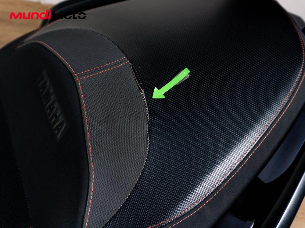 Yamaha X-Max 250 Sport (2011 - 13) (14)