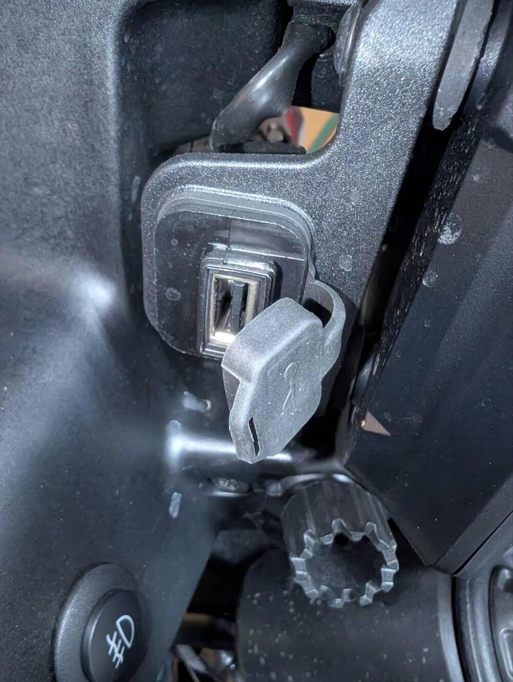 Husqvarna Norden 901 (2022 - 25) (17)