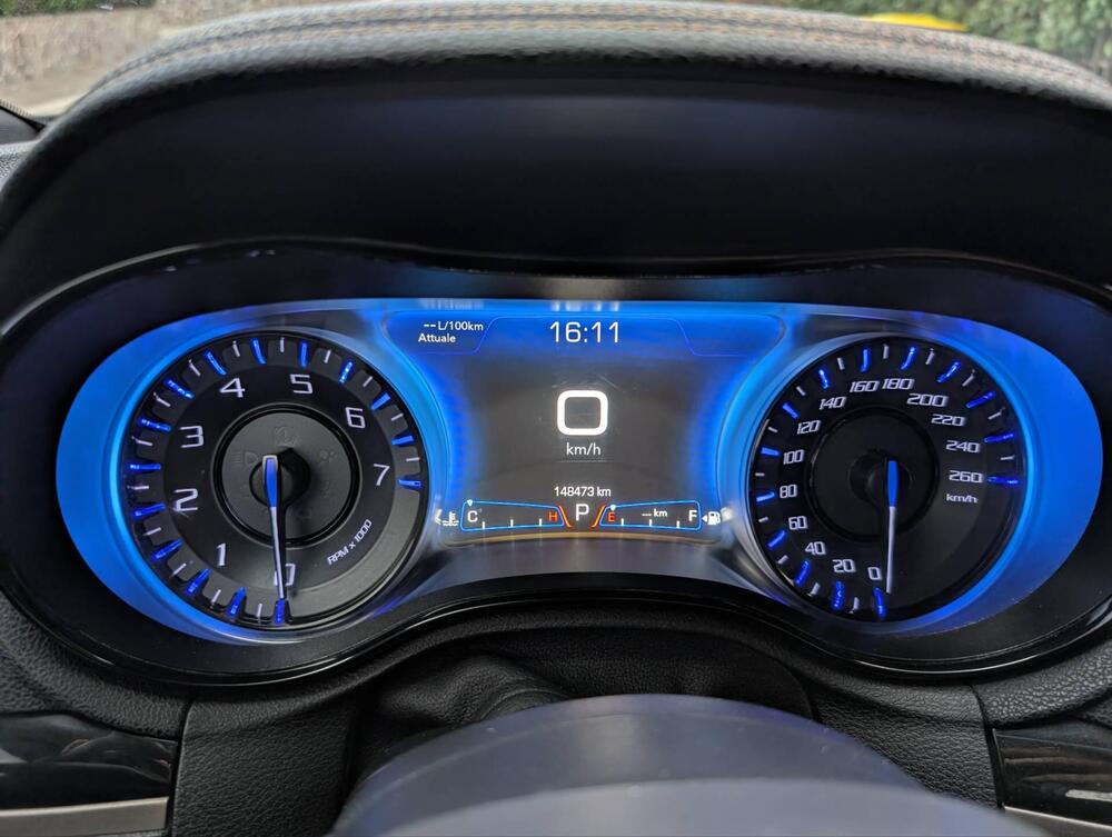 Chrysler 300 C Station Wagon usata a Terni (9)