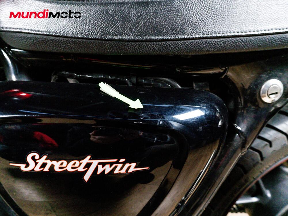 Triumph Street Twin 900 (2017 - 18) (14)