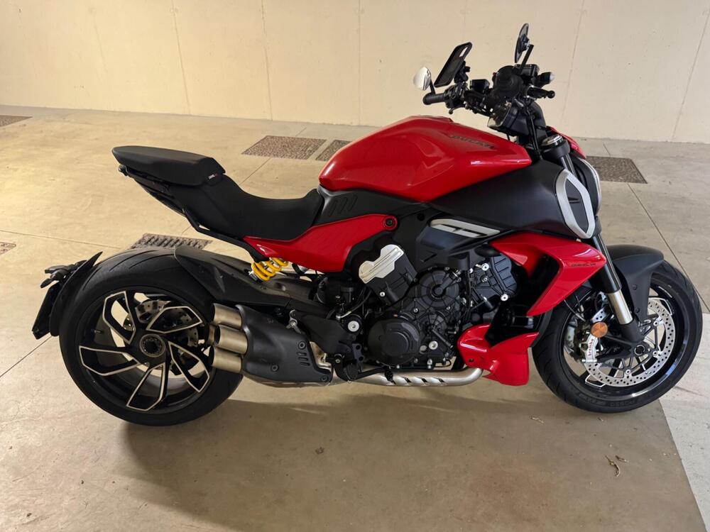 Ducati Diavel V4 (2023 - 25) (2)