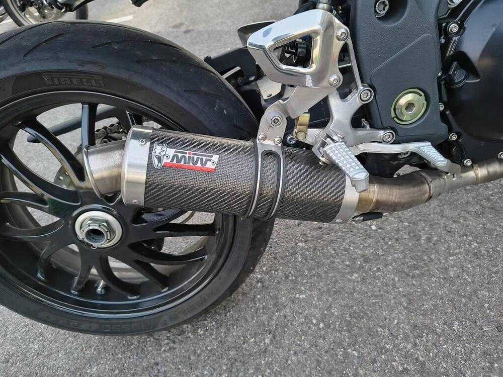 Triumph Speed Triple 1050 (2005 - 11) (9)