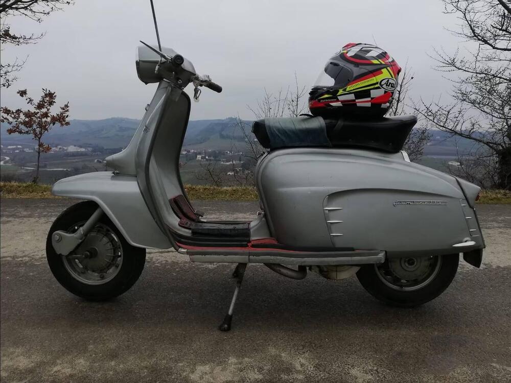 Lambretta 150 Special Silver (4)
