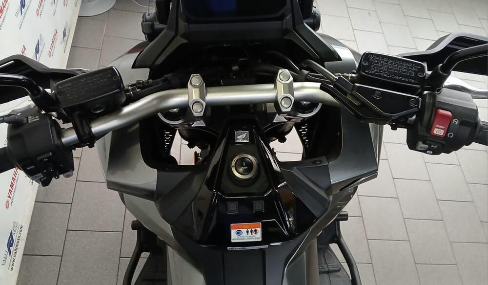 Honda X-ADV 750 DCT Adventure (2021 - 24) (3)