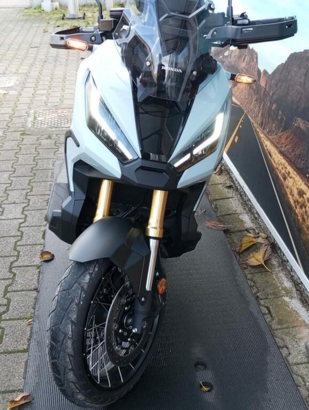 Honda X-ADV 750 DCT Adventure (2021 - 24) (3)