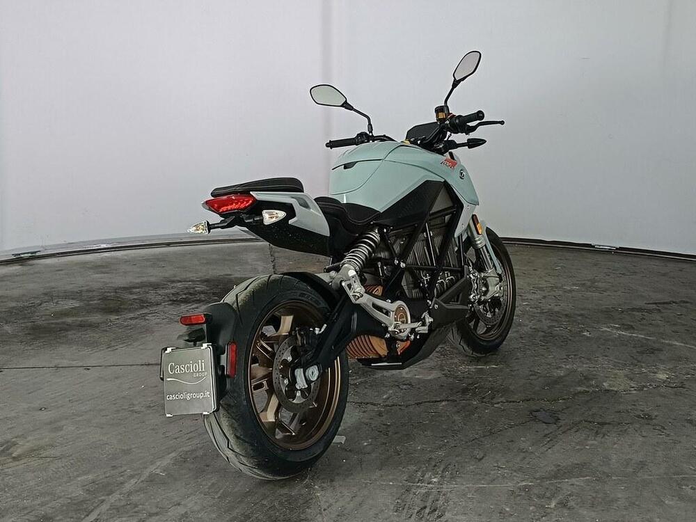 Zero SR-F Premium (2020 - 21) (3)