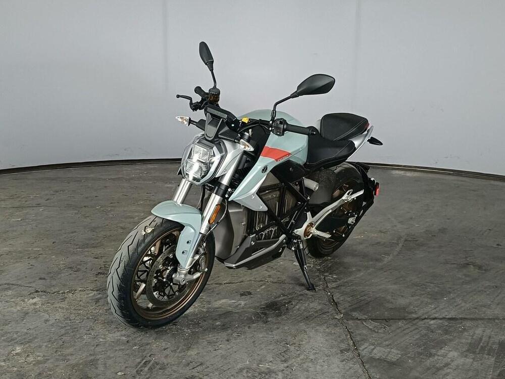 Zero SR-F Premium (2020 - 21) (4)