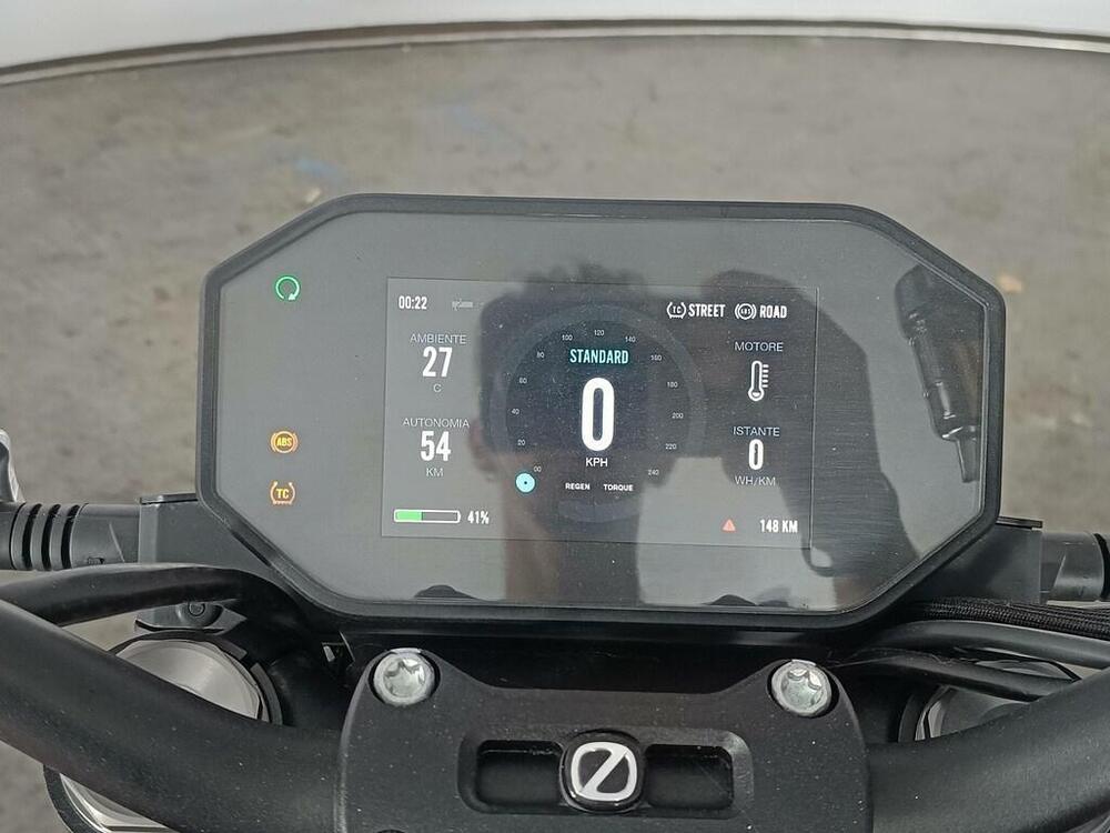 Zero SR-F Premium (2020 - 21) (9)