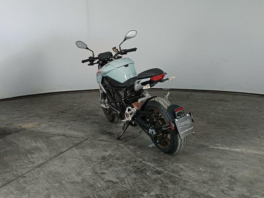 Zero SR-F Premium (2020 - 21) (6)