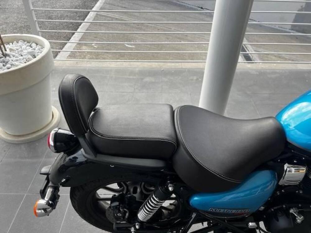 Royal Enfield Meteor 350 Supernova (2021 - 25) (5)