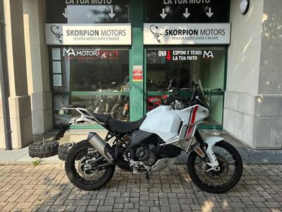 Ducati DesertX (2022 - 25) usata