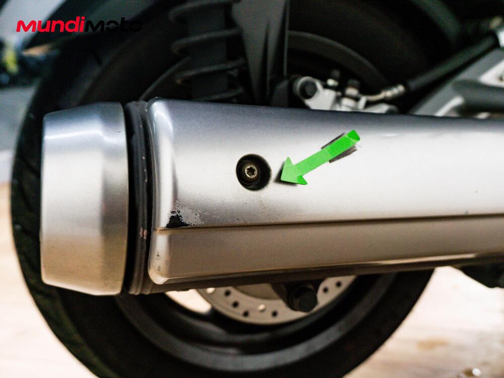 Yamaha X-Max 250 Sport (2011 - 13) (17)