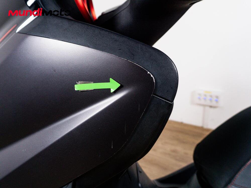 Yamaha X-Max 250 Sport (2011 - 13) (13)