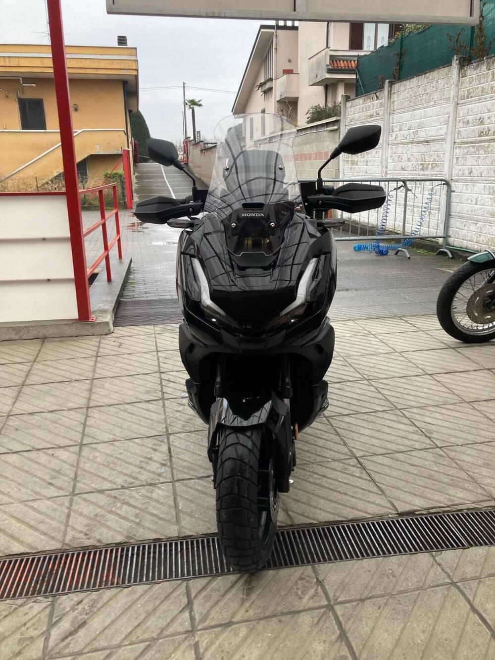 Honda ADV 350 (2025 - 26) (2)