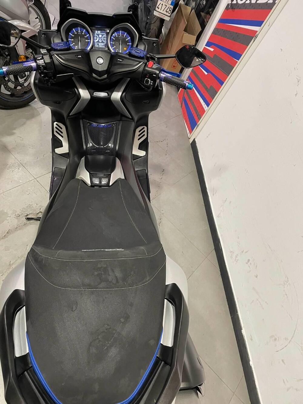 Yamaha T-Max 530 SX (2017 - 19) (10)
