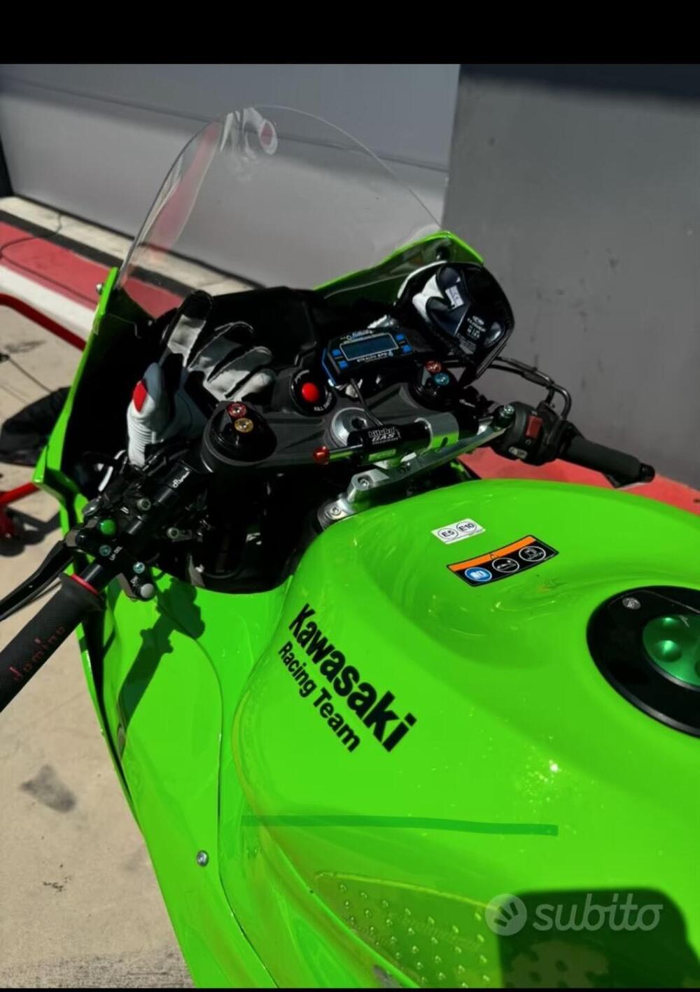 Kawasaki Ninja 636 ZX-6R (2024 - 26) (4)