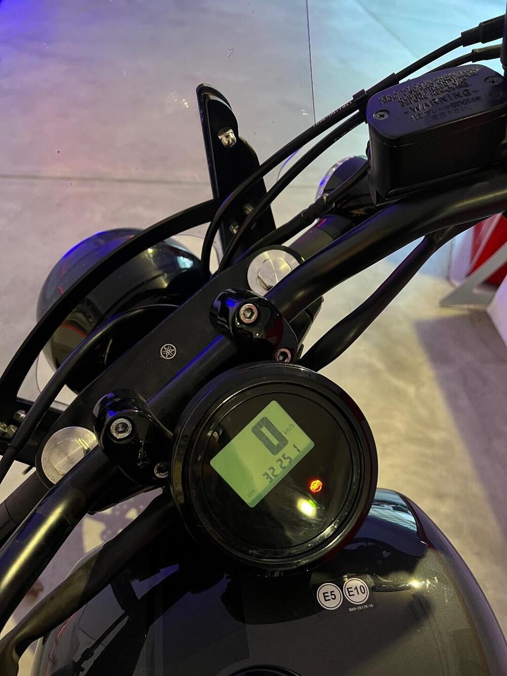 Yamaha XV 950 R ABS (2017 - 20) (5)