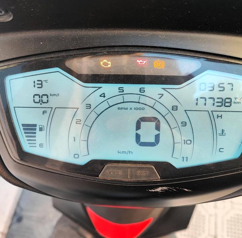 Piaggio Medley 150 S ABS (2020) (4)