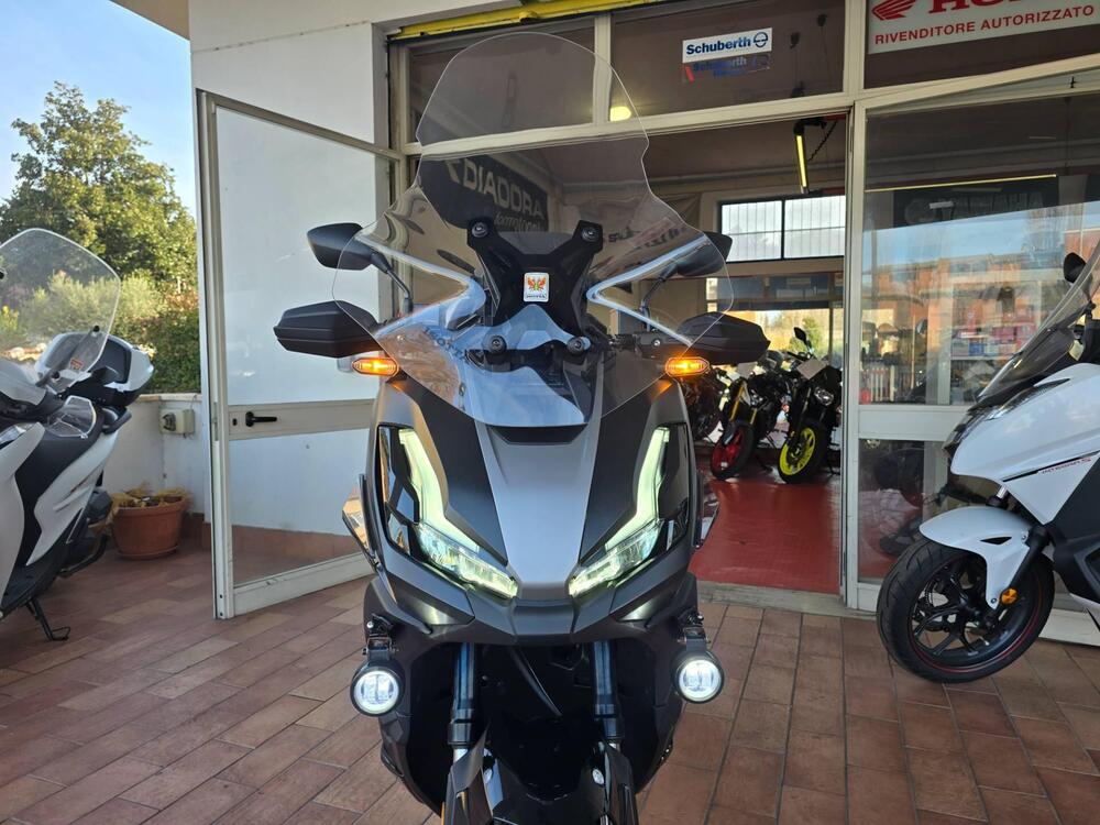 Honda ADV 350 Special Edition (2025) (5)