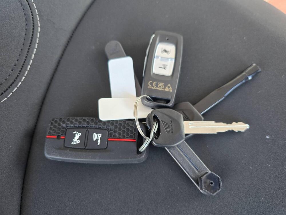 Honda ADV 350 Special Edition (2025) (9)