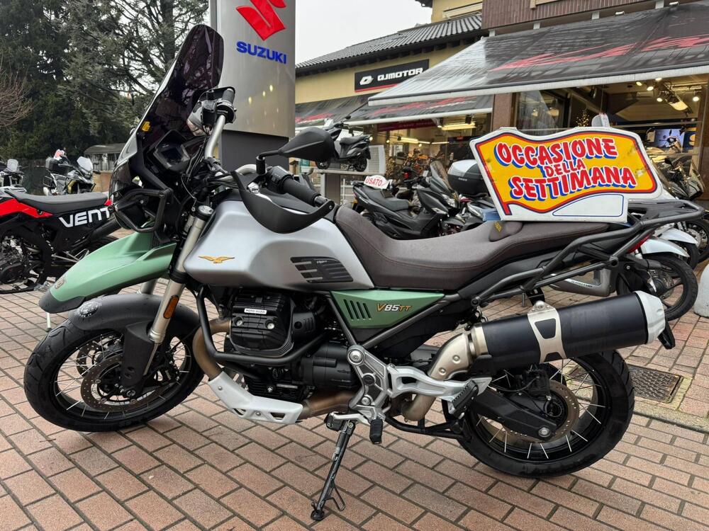 Moto Guzzi V85 TT Centenario (2021 - 22)