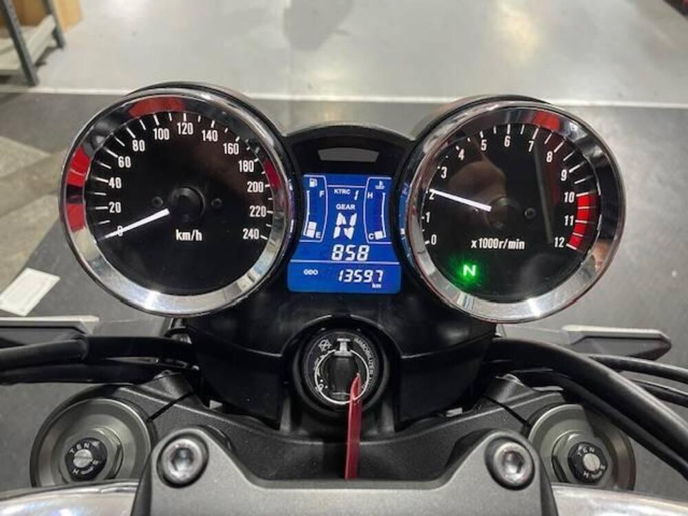 Kawasaki Z 900 RS (2018 - 20) (16)