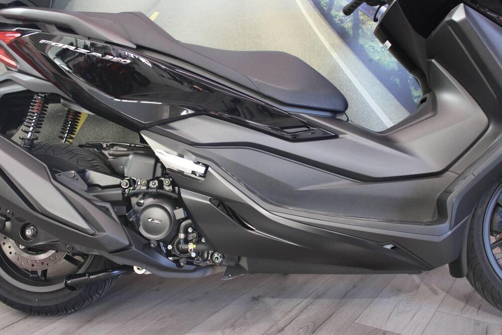 Honda Forza 350 (2025) (14)