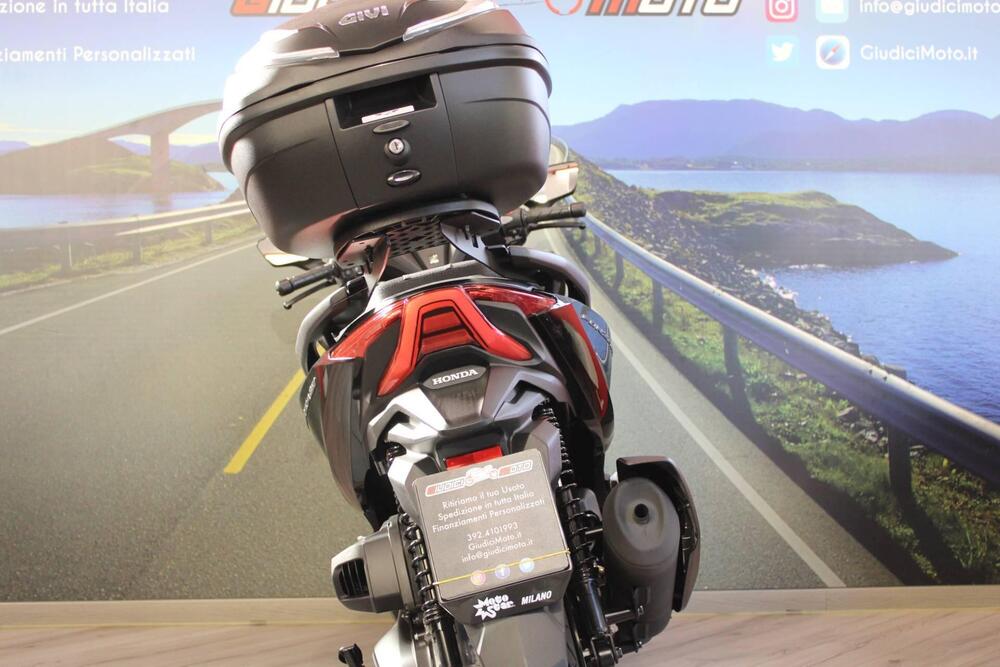 Honda Forza 350 (2025) (16)