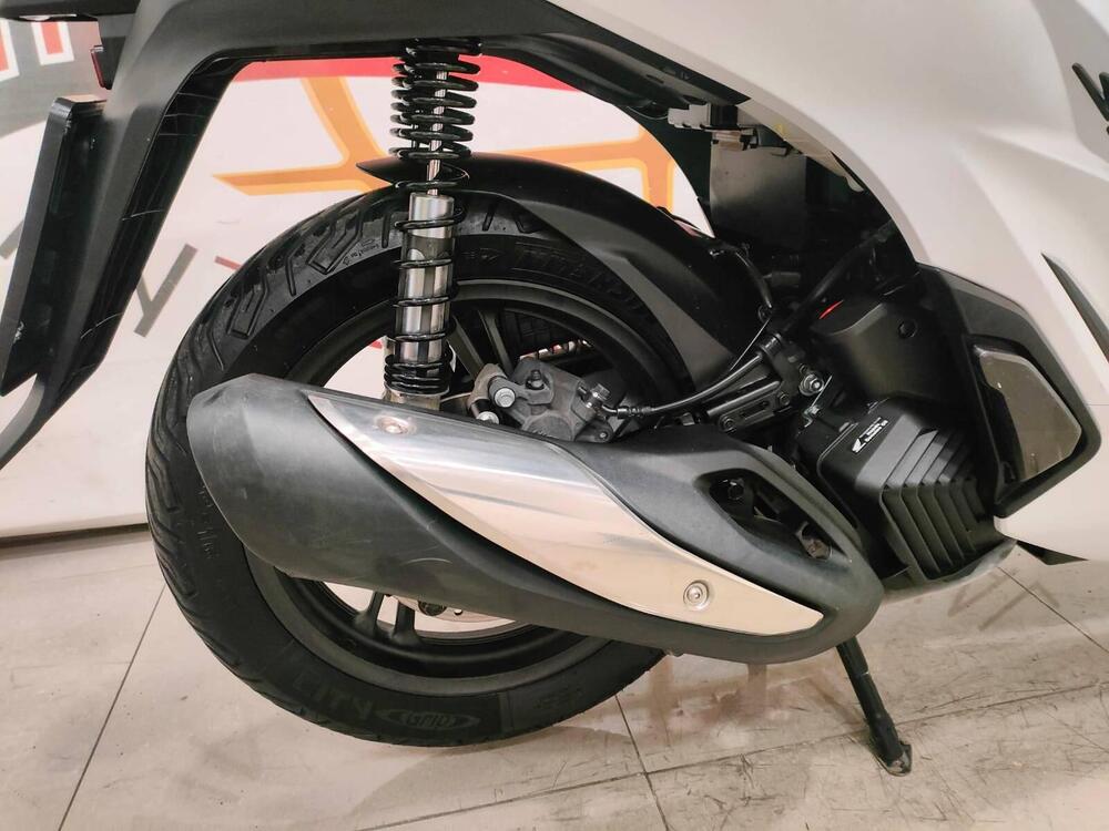 Honda SH 150i (2024 - 25) (6)