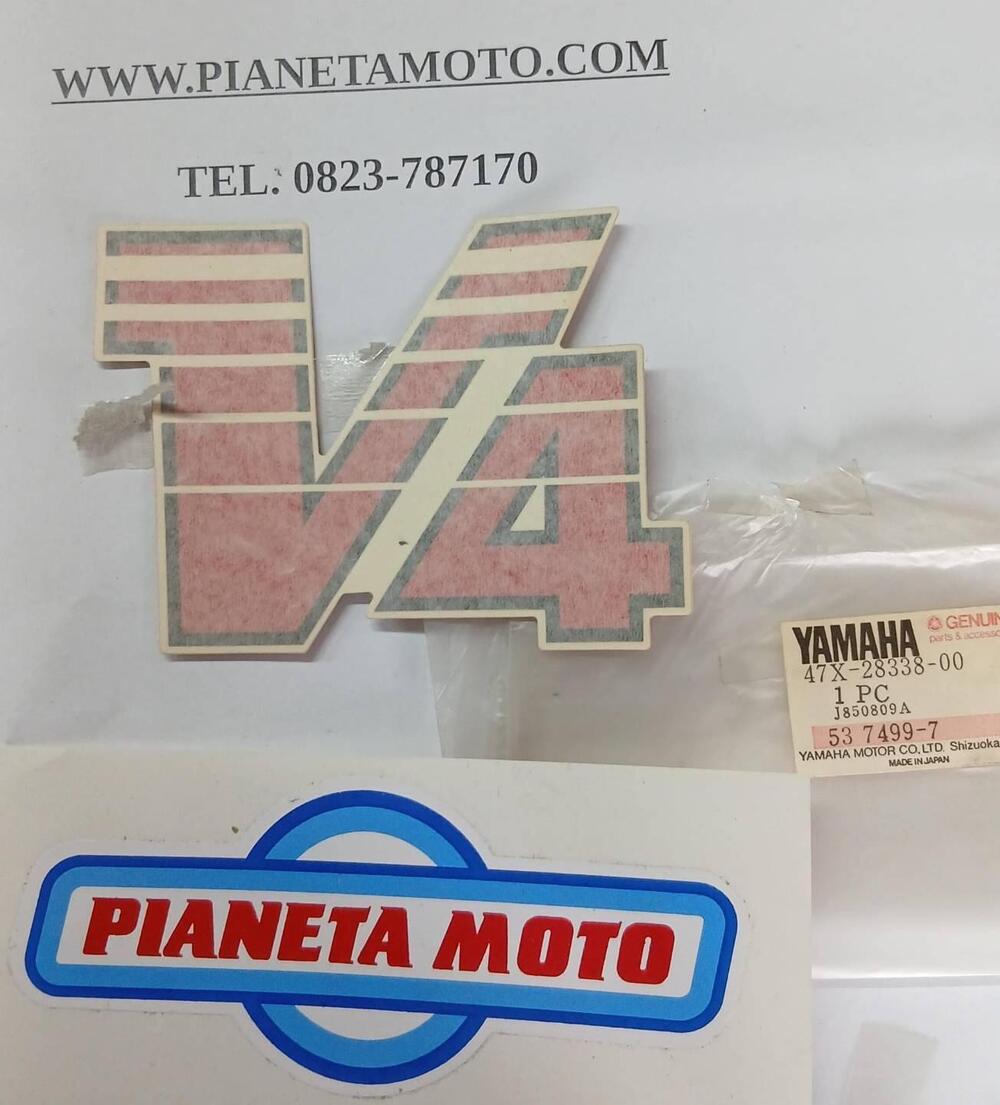47X2833800 EMBLEMA V4 RD500 Yamaha