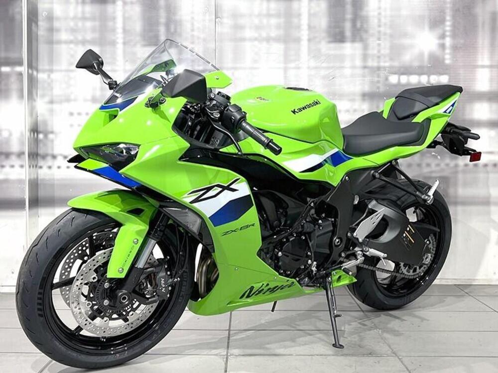 Kawasaki Ninja 125 (2025 - 26) (7)