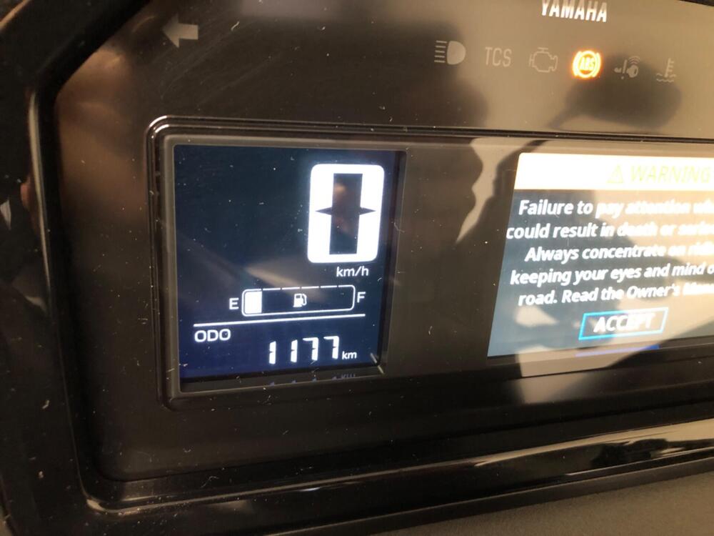 Yamaha X-Max 300 Tech Max+ (2025) (2)