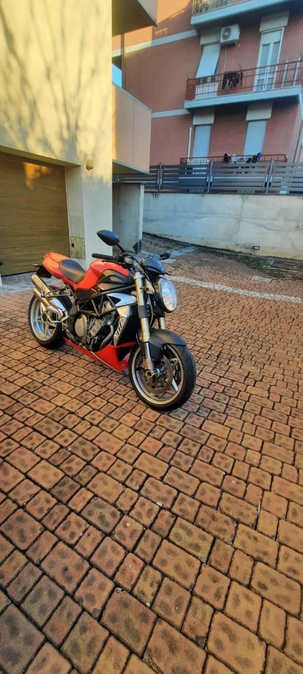 MV Agusta Brutale 750 S (2002 - 06)