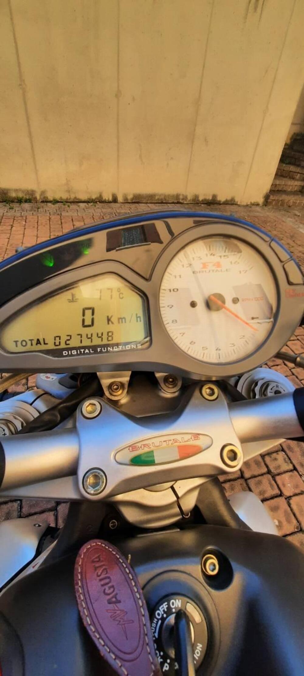 MV Agusta Brutale 750 S (2002 - 06) (3)