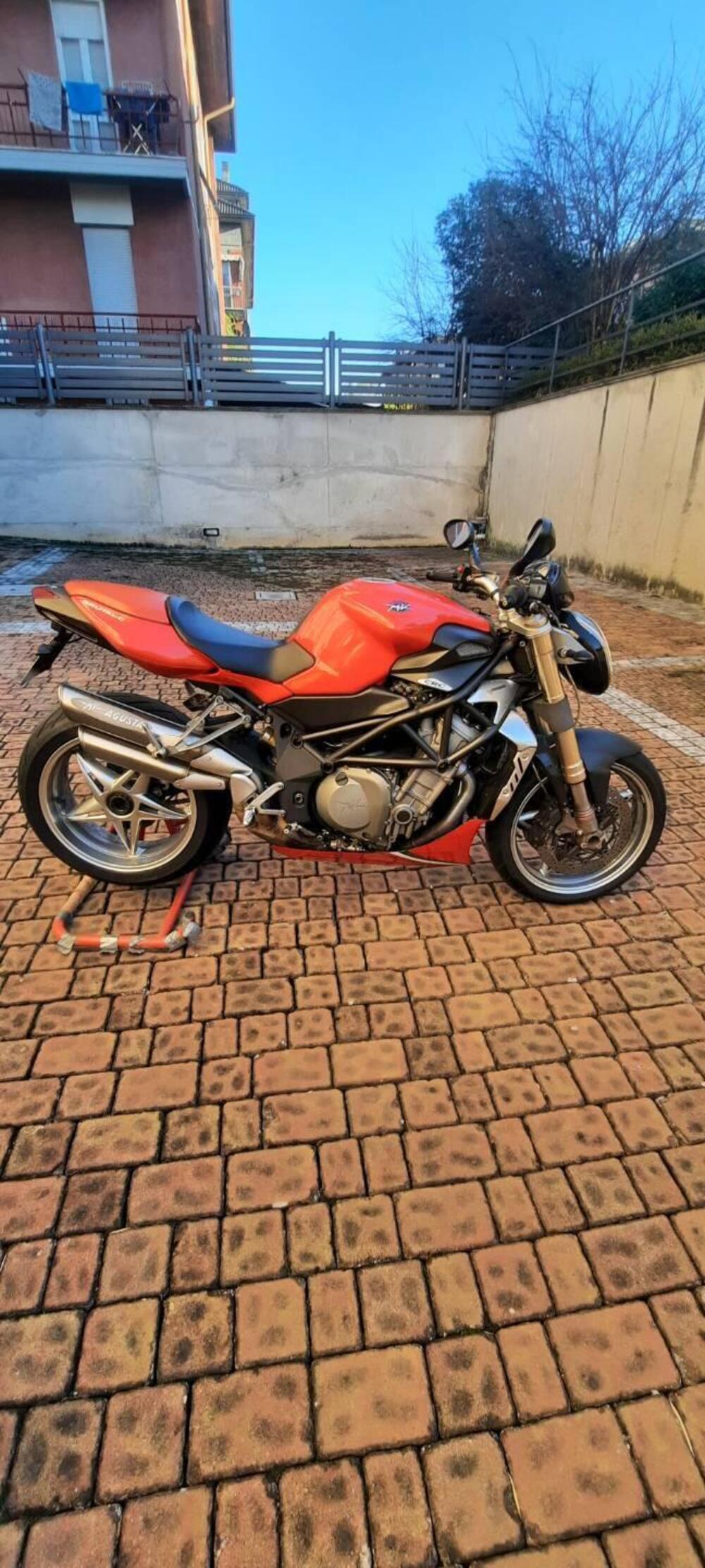 MV Agusta Brutale 750 S (2002 - 06) (4)