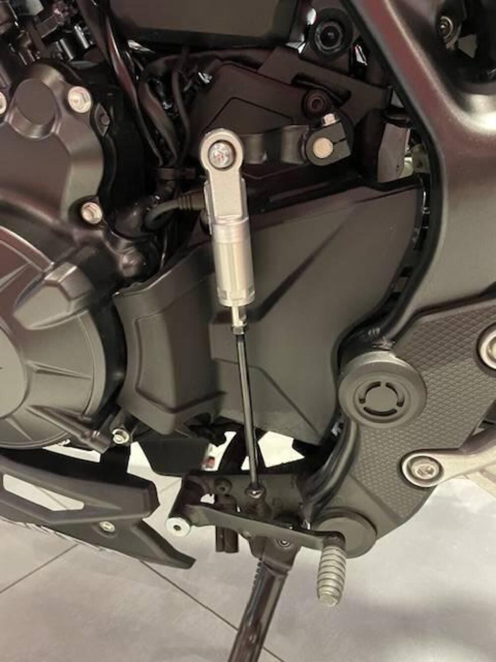 Honda CB 750 Hornet (2023 - 24) (15)