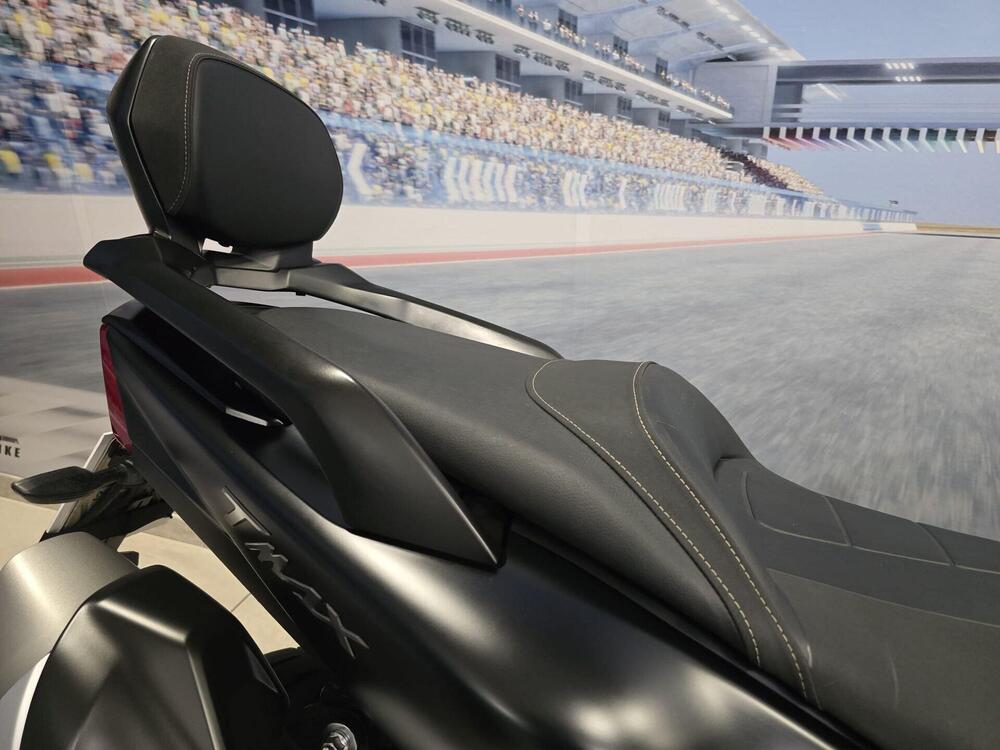 Yamaha T-Max 530 DX (2017 - 19) (8)