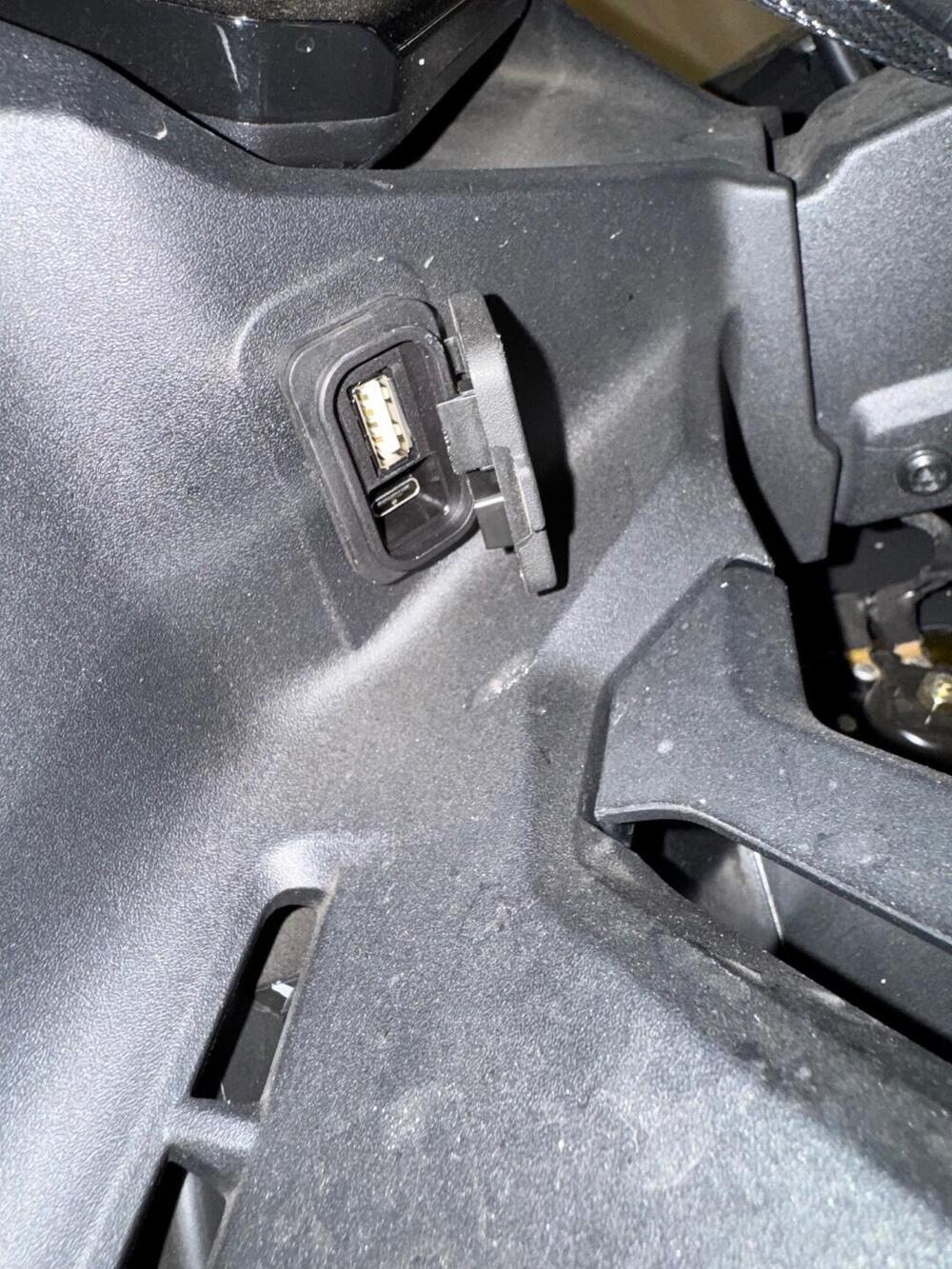 CFMOTO 450SR (2023 - 24) (10)