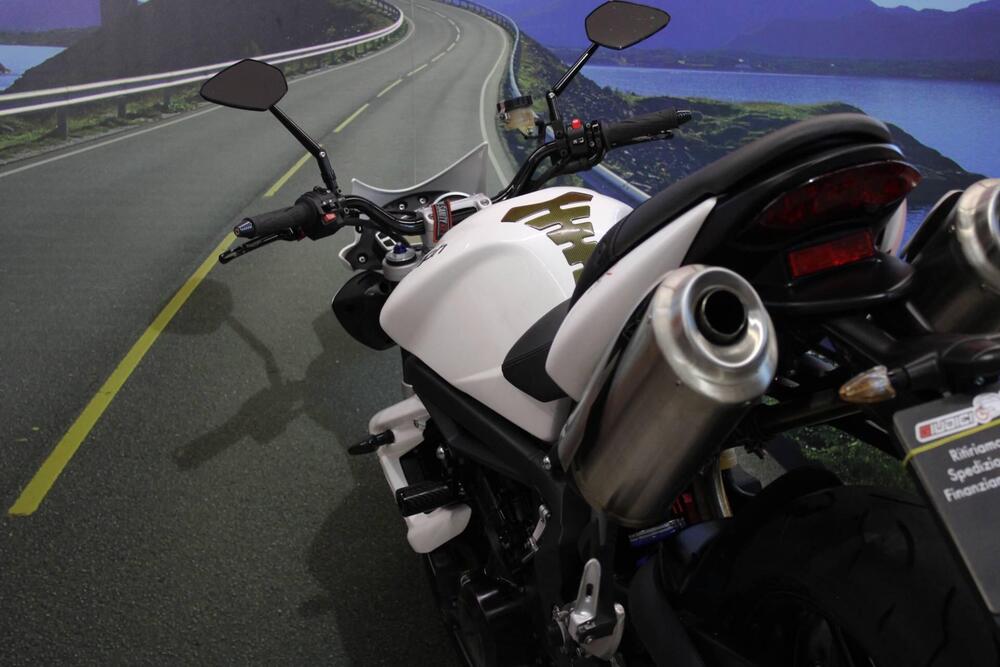 Triumph Street Triple R (2009 - 12) (17)