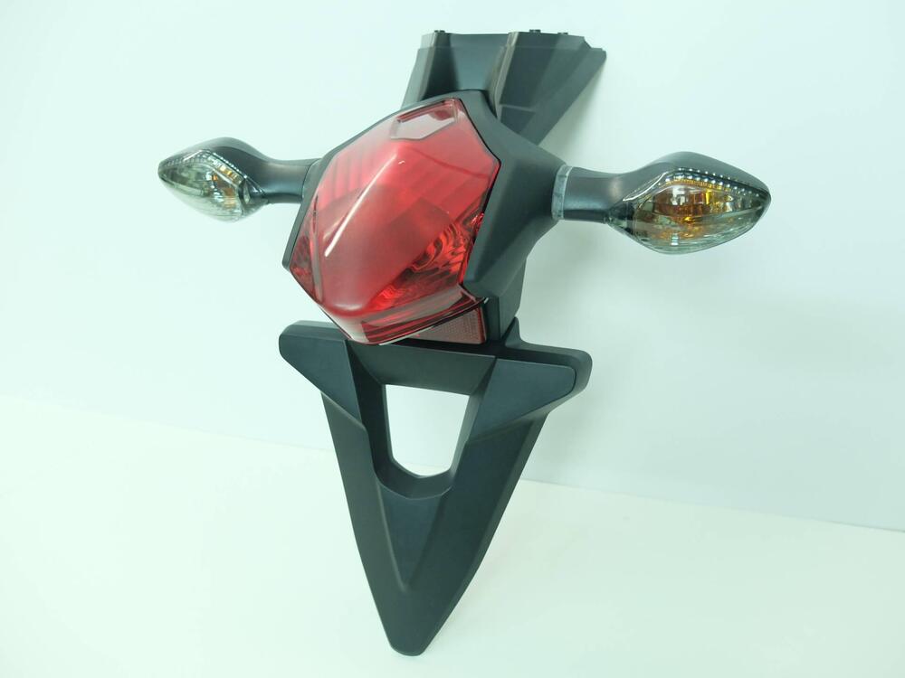 Porta targa con frecce fanale e luci Honda Integra (3)