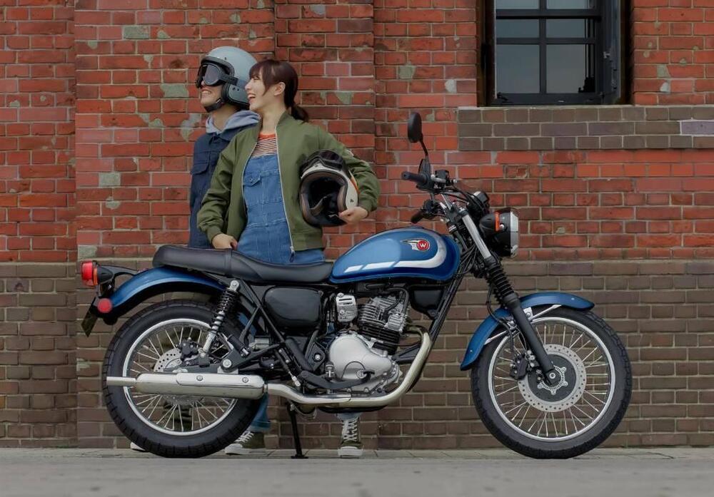 Kawasaki W 230 (2025 - 26) (4)