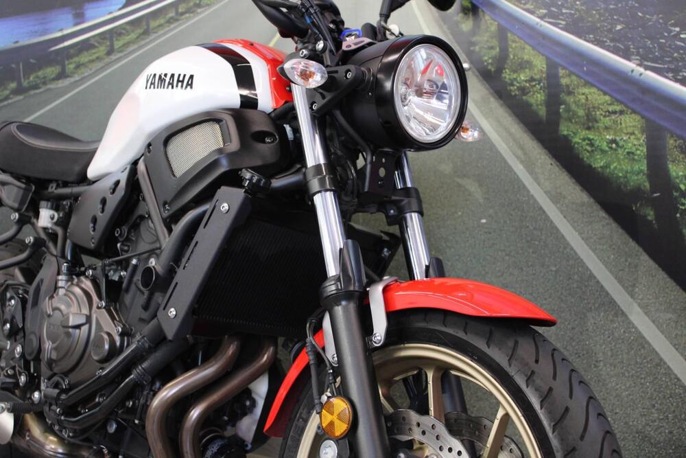 Yamaha XSR 700 ABS (2016 - 20) (12)