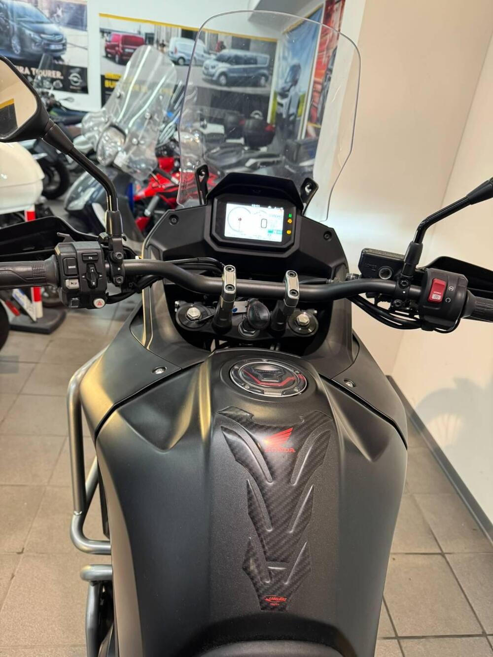 Honda Transalp XL750 Travel Edition (2023 - 24) (3)