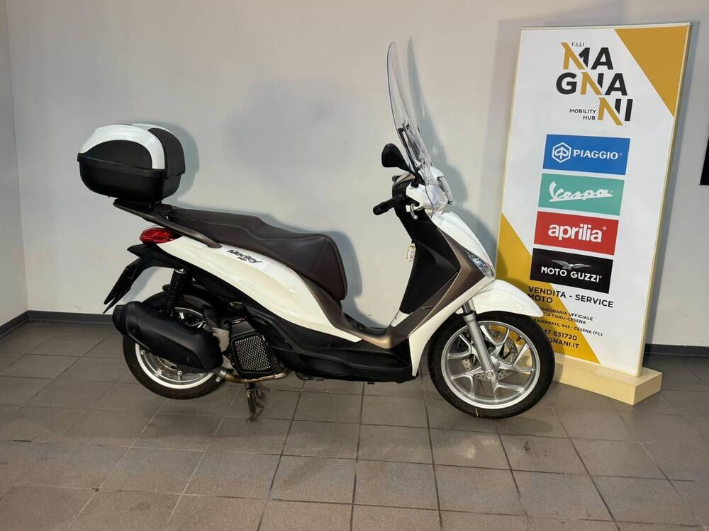 Piaggio Medley 150 ABS (2021 - 25) (3)