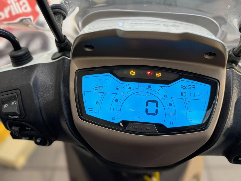 Piaggio Medley 150 ABS (2021 - 25) (4)