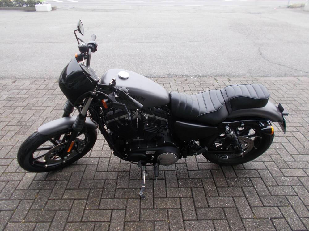 Harley-Davidson 883 Iron (2017 - 20) - XL 883N (2)