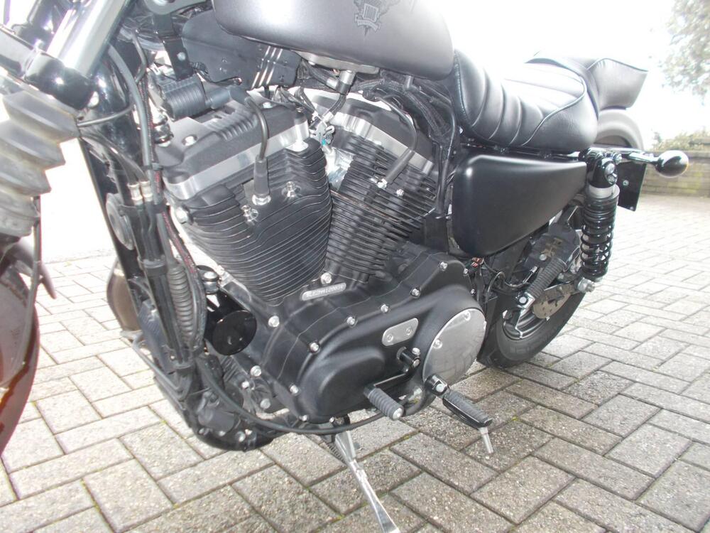 Harley-Davidson 883 Iron (2017 - 20) - XL 883N (6)