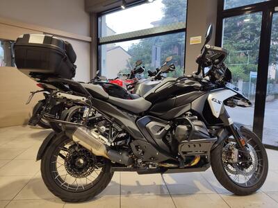 Bmw R 1300 GS Triple Black (2023 - 25) usata