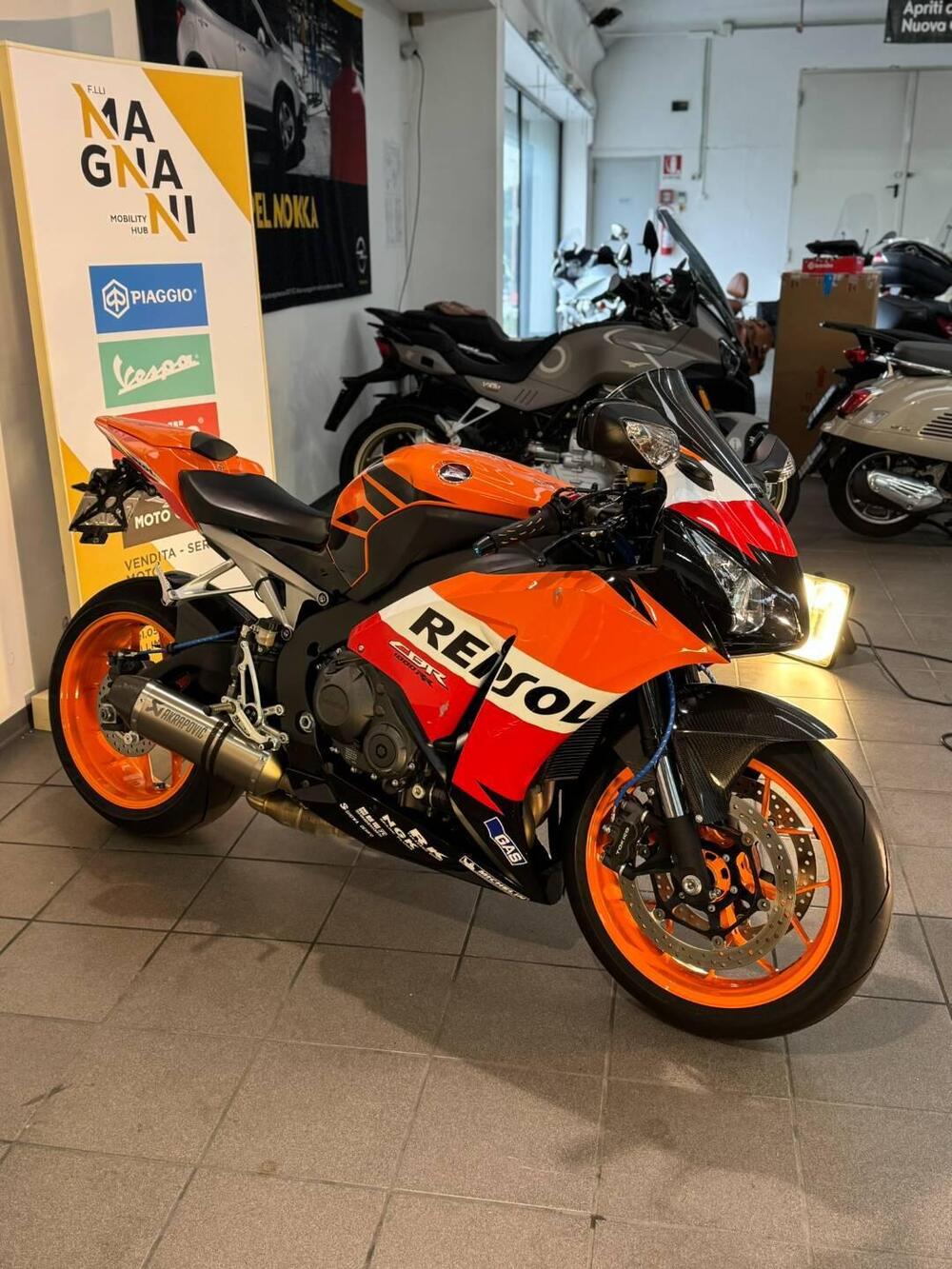 Honda CBR 1000 RR Fireblade (2012 - 16) (4)